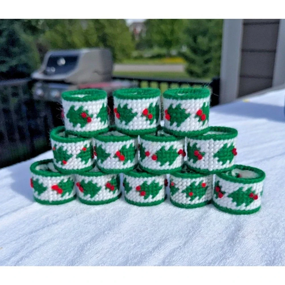 Set of 12 VTG Christmas Holly Berries Needlepoint Napkin Rings Handmade Holiday
